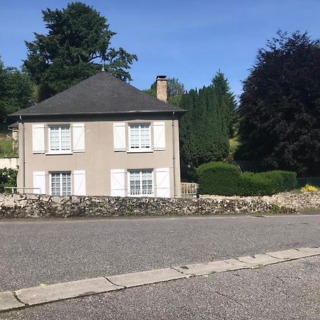 Le Clos Du 10 Treignac Exterior foto